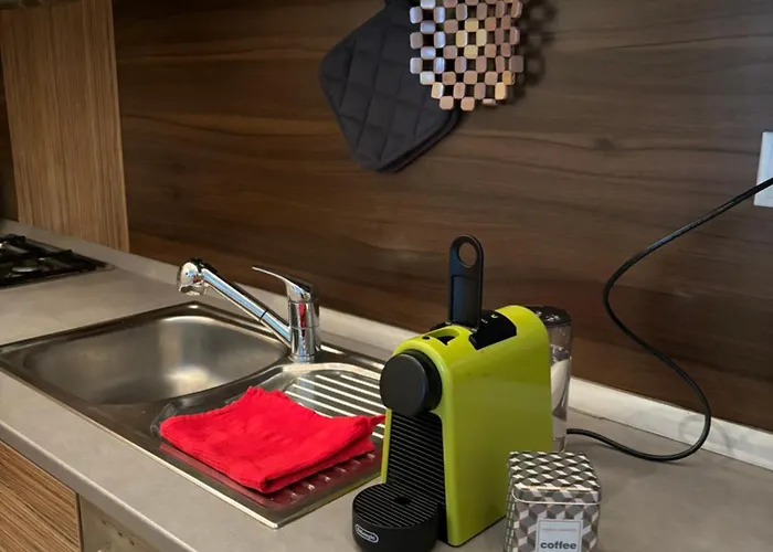 Smack In The Heart Of Old Town Apartament *